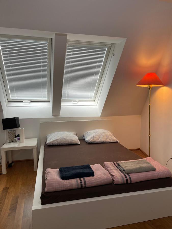Rooftop 2 * Wien